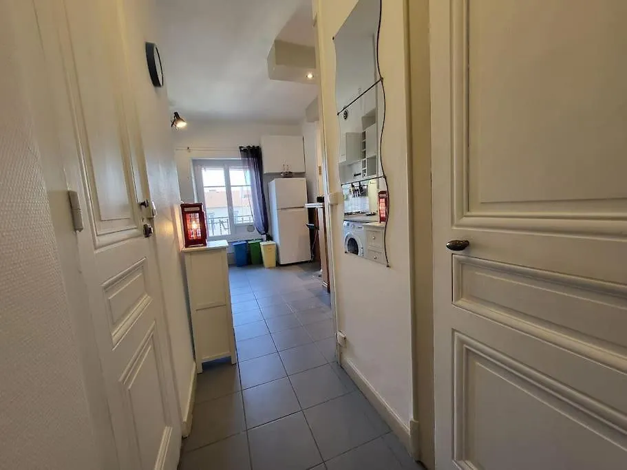 Apartment Stop Chez M Style # Qualite # Confort # Simplicite Lyon France